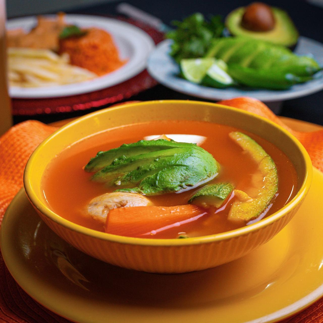 Caldo de Res en La Cabaña de la Plazuela